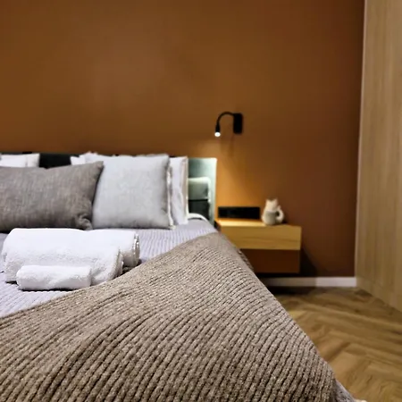 Apartment Luxury By Stn Heviz