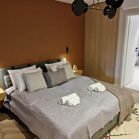 Apartment Luxury By Stn