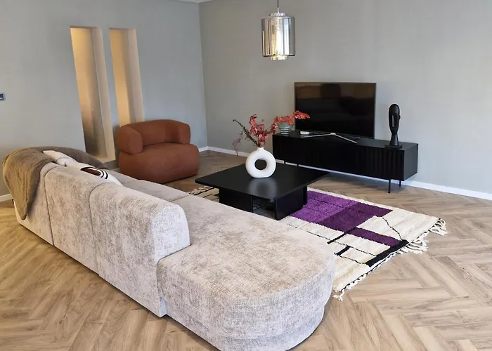 Luxury By Stn شقة *