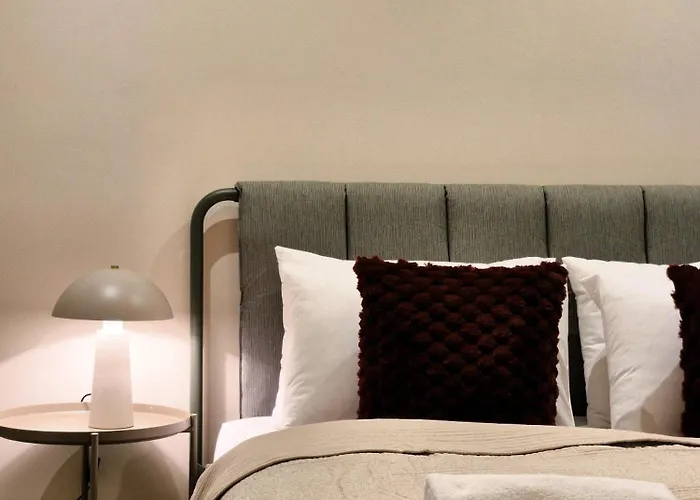 Luxury By Stn ヘーヴィーズ